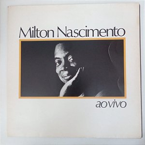 Disco de Vinil Milton Nascimento ao Vivo - e a Lua nos Mostra sua Face Iluminada Interprete Milton Nascimento (1983) [usado]
