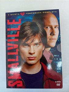 Dvd Smallville - a Quinta Temporada Completa Editora Mike Tollin [usado]