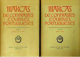 Livro Marcas de Contrastes e Ourives Portugueses- 2 Volumes Autor Vidal, Manuel Gonçalves (1974) [usado]