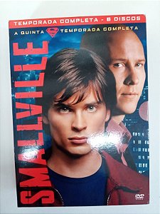 Dvd Smallville - a Quinta Temporada Completa Editora Alfred Gouch [usado]