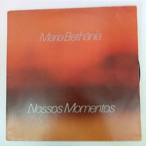 Disco de Vinil Maria Bethânia - Nossos Momentos Interprete Maria Bethãnia (1982) [usado]