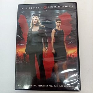 Dvd a Segunda Temporada C0mpleta - Eles Disseram que Vieram em Paz Mas Eles Mentiram Editora Scott Peters [usado]