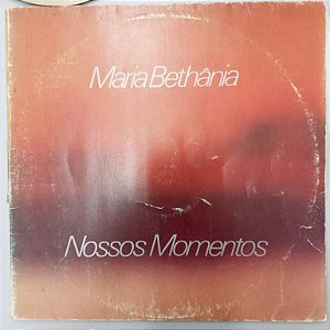Disco de Vinil Maria Bethãnia - Nossos Momentos Interprete Maria Bethãnia (1982) [usado]