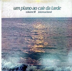 Disco de Vinil um Piano ao Cair da Tarde Vol. 3 Internacional Interprete Luiz Mello /fernando Tangredi (1974) [usado]