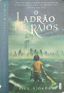 Livro o Ladrão de Raios - Percy Jackson e os Olimpianos Livro 1 Autor Riordan, Rick (2010) [usado]