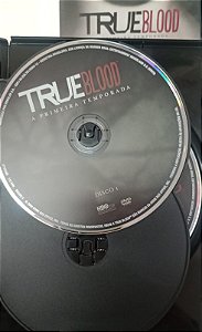 Dvd True Blood - a Primeira Temporada Completa [5 Discos] Editora Alan Ball e Outros [usado]