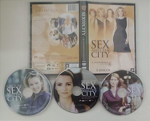 Dvd Sex And The City - a 4ª Temporada Completa [3 Discos] Editora Darren Star [usado]