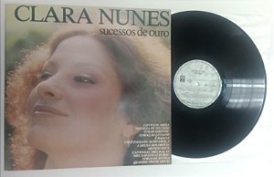 Disco de Vinil Clara Nunes - Sucessos de Ouro [lp 1977] Interprete Clara Nunes (1977) [seminovo]