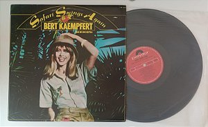 Disco de Vinil Safari Swings Again [1977] Interprete Bert Kaempfert e Orquestra (1977) [usado]