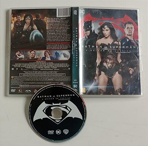 Dvd Batman Vs Superman [versão de Cinema] Editora Zack Snyder [seminovo]