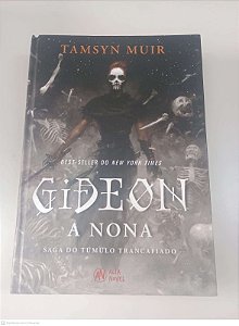 Livro Gideon a Nona - Saga do Túmulo Trancafiado Autor Muir, Tamsyn (2022) [usado]