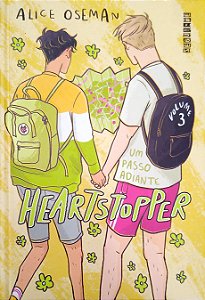 Livro um Passo Adiante [heartstopper; 3] Autor Oseman, Alice (2022) [seminovo]