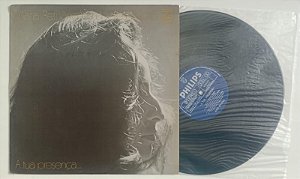 Disco de Vinil a Tua Presença - Lp 1971 Interprete Maria Bethânia (1971) [usado]