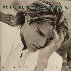Cd Ricky Martin - a Medio Vivir Interprete Ricky Martin (1995) [usado]