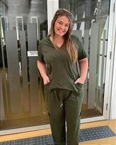 Scrub Bia Verde Musgo
