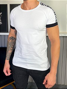 CAMISA MASCULINA MANGA EM CONTRASTE RAGLAN FIT BRANCA