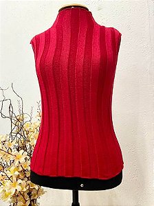 BLUSA CAVADA CANELADA EM TRICOT STRECH