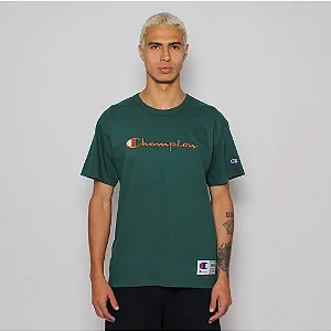CAMISETA CHAMPION LIFE COLORS SCRIPT LOGO EMB VERDE ESCURO