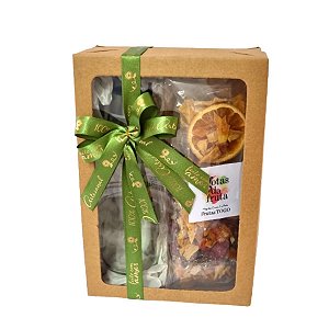 Caixa Gotas de Frutas -  A água saborizada para seu dia a dia com pedaços de frutas desidratadas e sementes de chia.