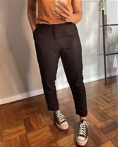 Calça cenoura