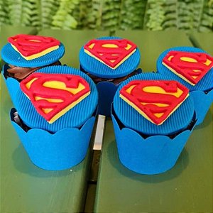 Cortador Escudo Super Homem 4cm (para pasta)