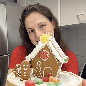 Cortador e Estêncil Casinha de Biscoito