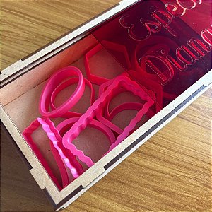 Caixa em MDF com Visor em Acrílico - Especial Diananicy EDICÃO LIMITADA - D250205