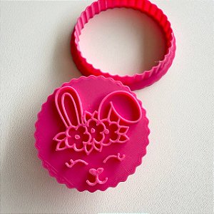 D260050 - Cortador e Marcador Redondo Coelha Floral