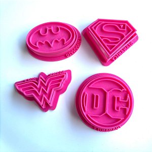 Kit Cortador e Marcador Super Herói DC - D260312