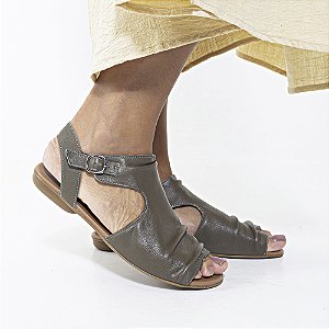 Sandália Rasteira Cláudia Venutti (Oliva)