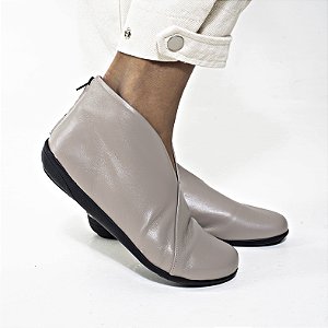 Bota Laura Cano Curto Venutti (Nude)