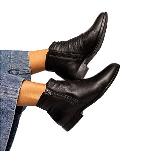 Bota Noemi Cano Curto Venutti (Preta)