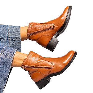 Bota Leila Venutti (Caramelo)