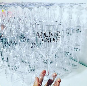 TAÇA DE VINHO PLÁSTICO PERSONALIZADA 320ML