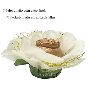 Forminha Imperial - Papel com tela - Off com dourado