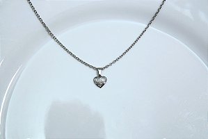 Gargantilha com Pingente Coração Fernanda