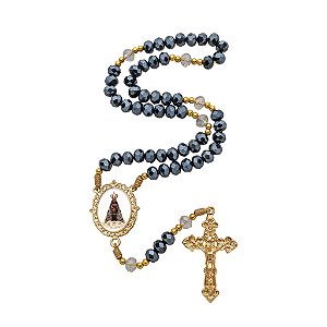 TERÇO CRISTAL LUXO NOSSA SENHORA APARECIDA + SAQUINHO DE JUTA DOURADO