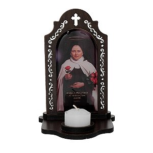 Capela com Porta-Vela de Santa Teresinha do Menino Jesus Resinada em MDF - 16,3cm