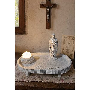 Conjunto Devocional São José - Ore e Confie - Bandeja, Imagem e Vela de LED