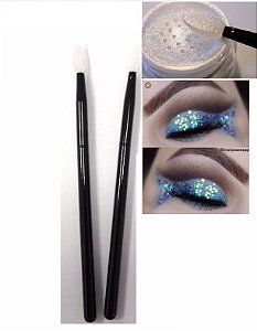 Pincel de Silicone para Aplicação de Glitter Le Vangee Pincel de Silicone para Aplicação de Glitter Le Vangee