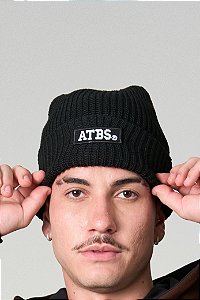 GORRO STREETWEAR ATBS® LOGO BORDADA PRETO