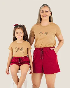 Conjunto verão Mãe e Filha Camiseta estampada juramento e Shorts Bordô - Tamanhos 2 ao GG