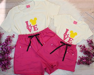 Conjunto verão Mãe e Filha bolsinho gatinho  e shorts preto - Tamanhos 2 ao GG