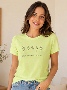 Camiseta Feminina Verde Pistache Grow Positive Thoughts 100% Algodão