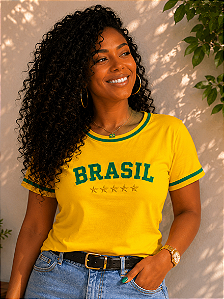 Camiseta Feminina Brasil Amarela com Detalhes Verdes 100% Algodão