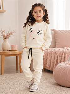 Conjunto Infantil Feminino de Moletom Peluciado Coelhinha Off White