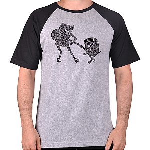 CAMISETA MESCLA CINZA COM MANGA PRETA NERDERIA e LOJARIA personagem CINZA