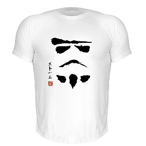 Camiseta Slim Nerderia e Lojaria stormtrooper japones Branca