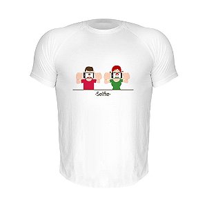 Camiseta Slim Nerderia e Lojaria selfie Branca