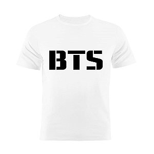 Camiseta Basica Nerderia e Lojaria KPOP BTS Branca